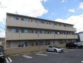 軽量鉄骨造3階建て！