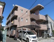 009444/鉄筋コンクリート3階建ての外観タイル貼りマンション！