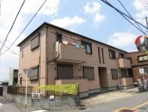 木造2階建てコーポ！全室角部屋タイプ！