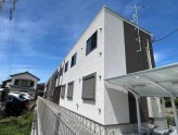 新築！木造2×4造2階建てのコーポ！