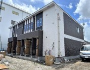 009888/新築！木造2×4造2階建てのコーポ！