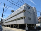 1階は、駐車場・駐輪場になっています。