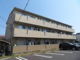 軽量鉄骨造3階建て！